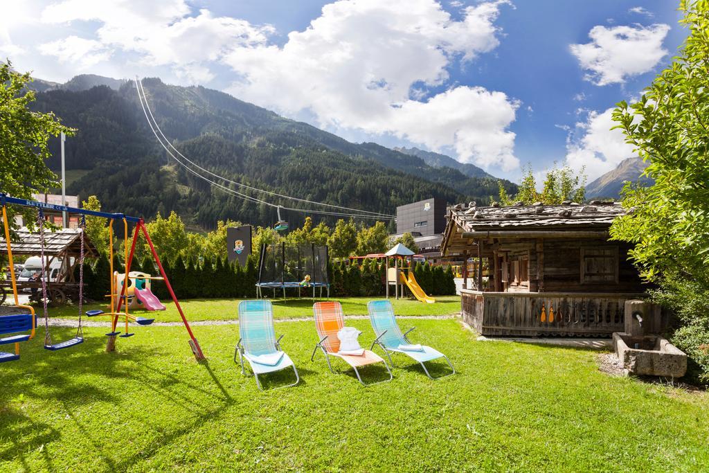 Hotel Gasthof Bruecke Mayrhofen Exterior foto